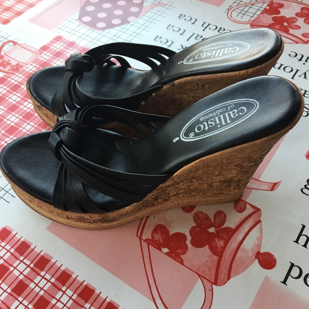 Callisto of California Wedges